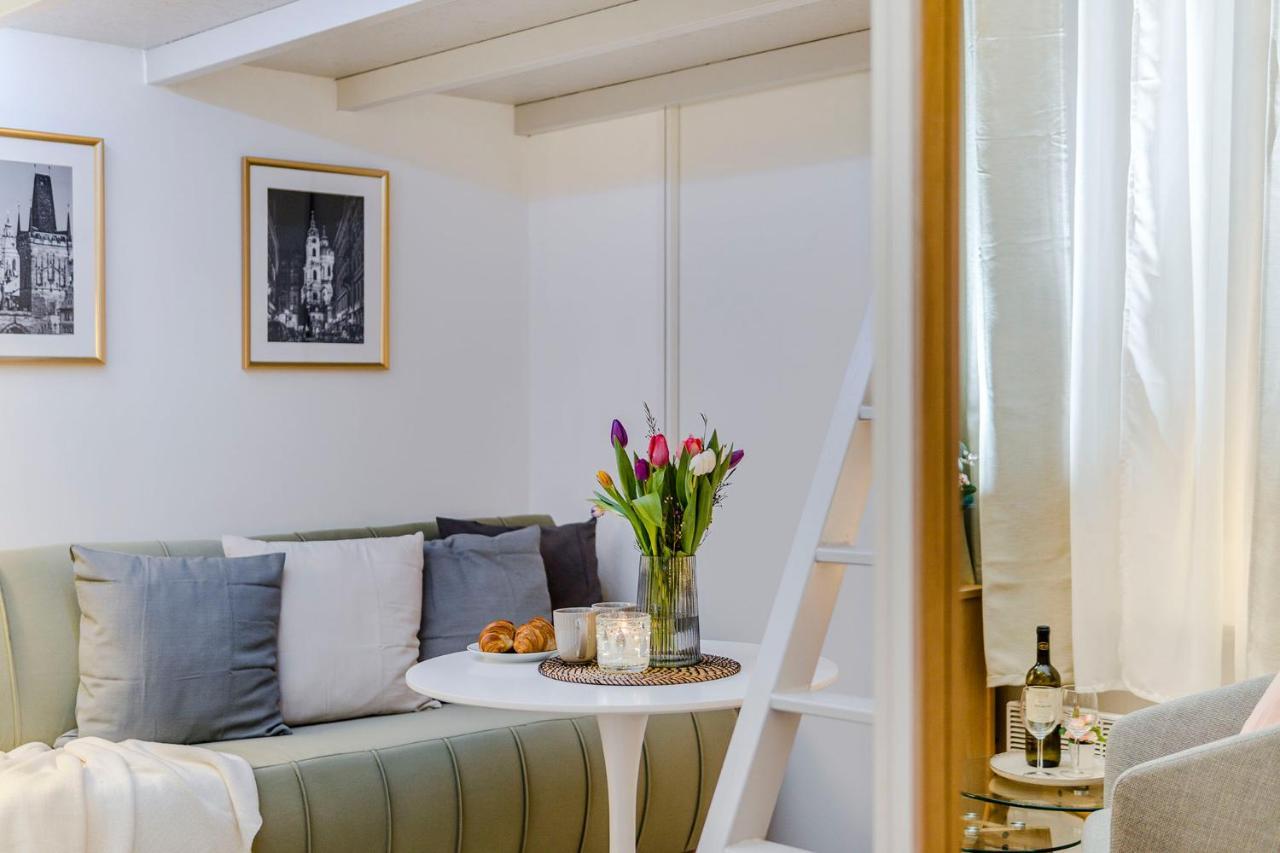 Prague Apt Near Charles Bridge By Michal&Friends Ngoại thất bức ảnh