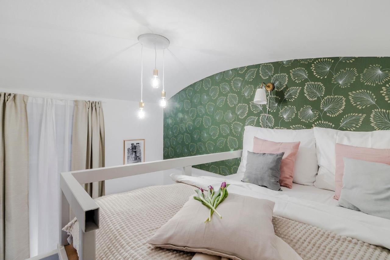 Prague Apt Near Charles Bridge By Michal&Friends Ngoại thất bức ảnh