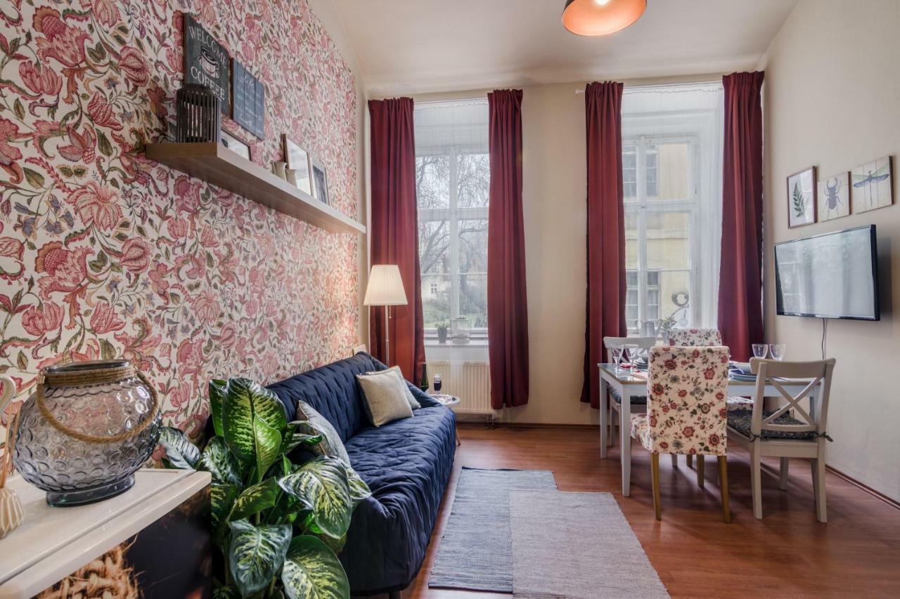 Prague Apt Near Charles Bridge By Michal&Friends Ngoại thất bức ảnh