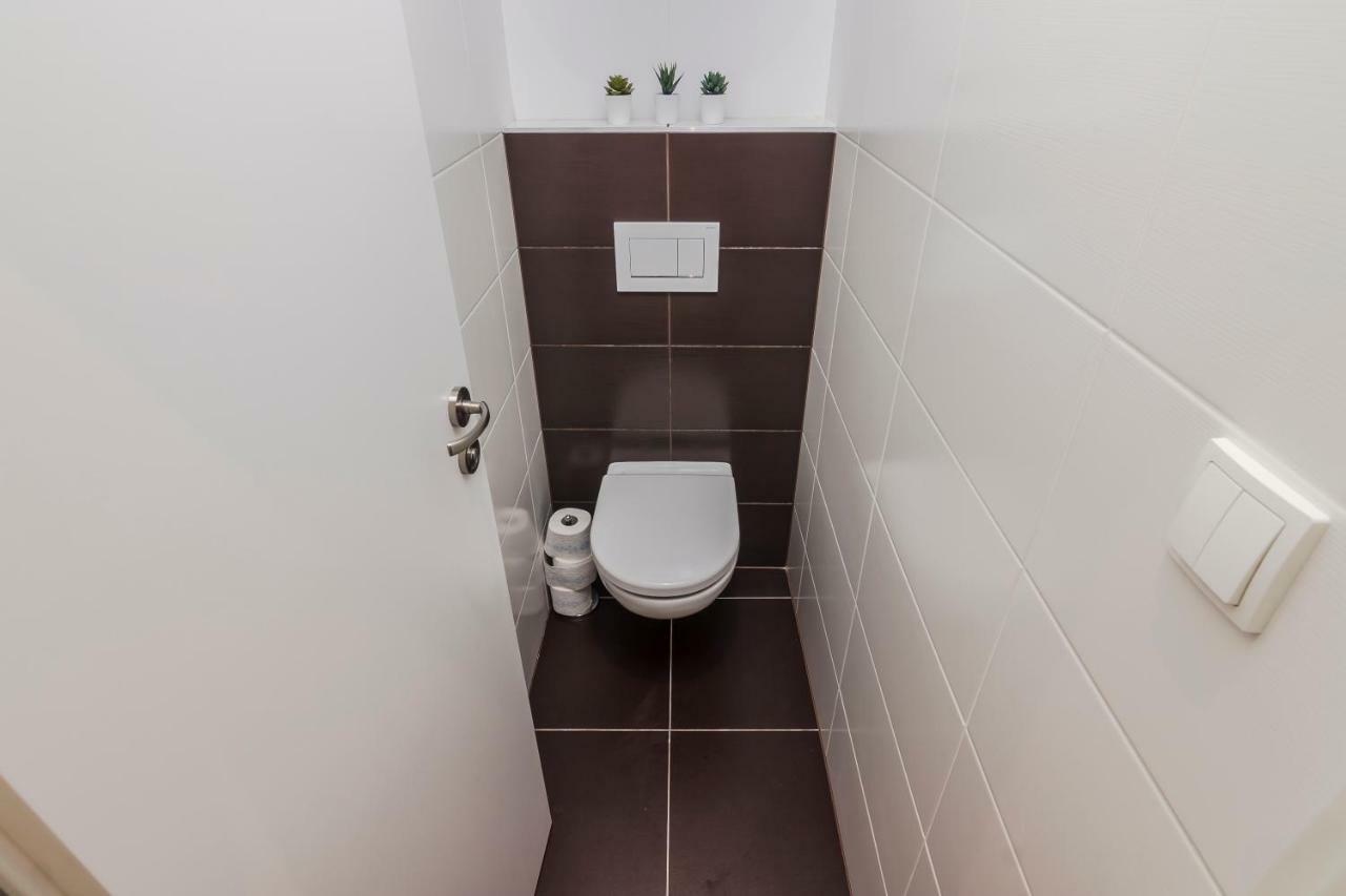 Prague Apt Near Charles Bridge By Michal&Friends Ngoại thất bức ảnh