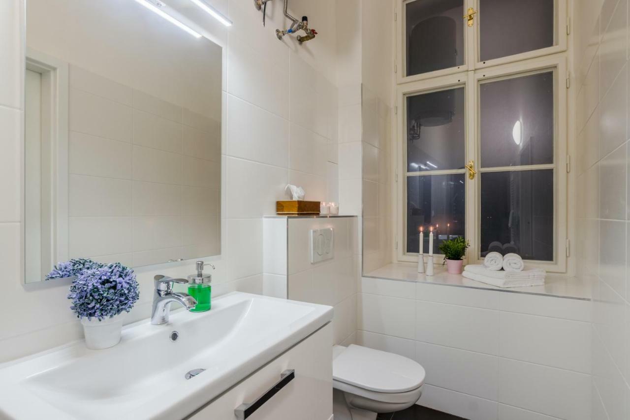 Prague Apt Near Charles Bridge By Michal&Friends Ngoại thất bức ảnh